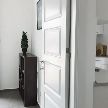 Exclusive Royal Sun Penthouse Apartment *