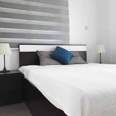 Exclusive Royal Sun Penthouse Trikomo